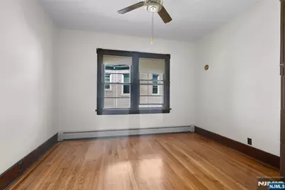 290 Lafayette Avenue 2 #2, Cliffside Park, NJ 07010 - Photo 17