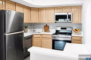 350 Cambridge Dr, Ramsey, NJ 07446 - Photo 7