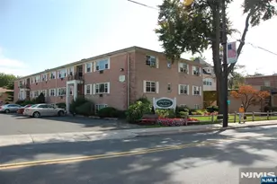 79 Washington Ave 6, Dumont, NJ 07628 - Photo 1