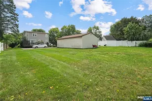 124 Weinmanns Blvd 2, Wayne, NJ 07470 - Photo 13