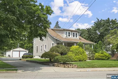 124 Weinmanns Boulevard 2 #2, Wayne, NJ 07470 - Photo 1