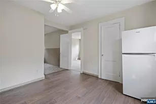 124 Weinmanns Blvd 2, Wayne, NJ 07470 - Photo 5