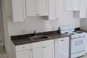 270 Moore Street Be, Fort Lee, NJ 07024 - Photo 3