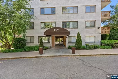 1375 River 1A #1A, Edgewater, NJ 07020 - Photo 1