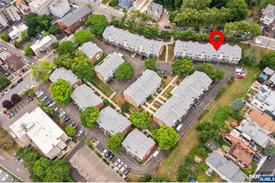 477 Undercliff Avenue, Edgewater, NJ 07020 - Photo 29