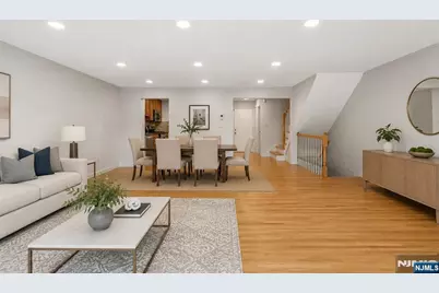 477 Undercliff Avenue, Edgewater, NJ 07020 - Photo 5