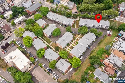 477 Undercliff Avenue, Edgewater, NJ 07020 - Photo 29