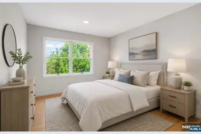 477 Undercliff Avenue, Edgewater, NJ 07020 - Photo 19
