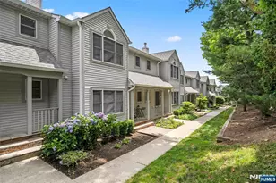 477 Undercliff Ave, Edgewater, NJ 07020 - Photo 27