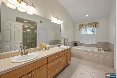 4 Kingsley Evans Circle, Oakland, NJ 07436 - Photo 27