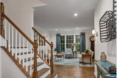 4 Kingsley Evans Circle, Oakland, NJ 07436 - Photo 5