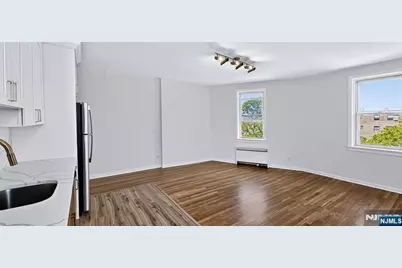 1700 Kennedy Boulevard 42 #42, Union City, NJ 07087 - Photo 5