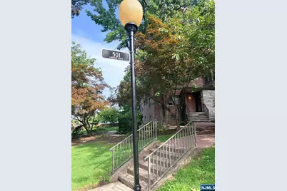 501 Linwood Drive 2F #2F, Fort Lee, NJ 07024 - Photo 3