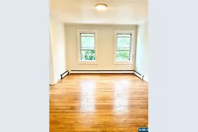 35-37 Ridgefield Avenue 2 #2, Ridgefield Park, NJ 07660 - Photo 3