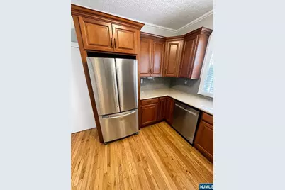 147 Claremont Avenue, Montclair, NJ 07042 - Photo 19