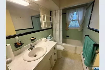 76 Linwood Avenue, Midland Park, NJ 07432 - Photo 17