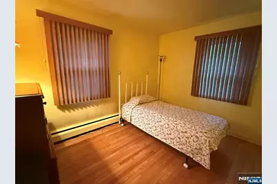 76 Linwood Avenue, Midland Park, NJ 07432 - Photo 19