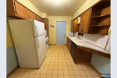 76 Linwood Avenue, Midland Park, NJ 07432 - Photo 13