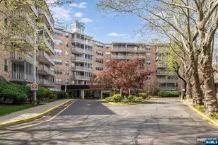 530 Valley, Montclair, NJ 07043 - Photo 3