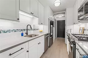 530 Valley, Montclair, NJ 07043 - Photo 15
