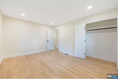 61 Mackay Avenue, Waldwick, NJ 07463 - Photo 17