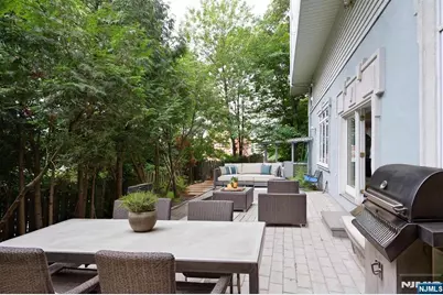2186 Jones Road, Fort Lee, NJ 07024 - Photo 27