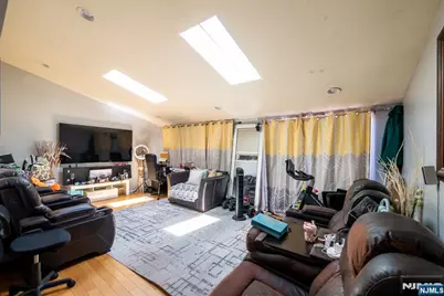 233-12 Nesbit Terrace, Irvington, NJ 07111 - Photo 7