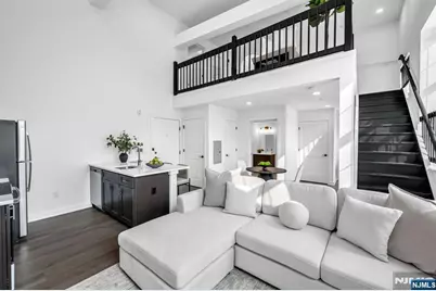 315 Railroad Avenue 114 #114, East Rutherford, NJ 07073 - Photo 3
