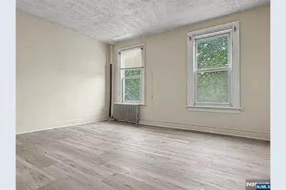 345 15th Avenue, Paterson, NJ 07504 - Photo 3