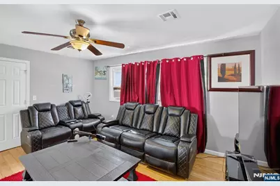 98 Goodwin Avenue, Newark, NJ 07112 - Photo 37