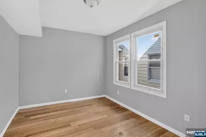 98 Goodwin Avenue, Newark, NJ 07112 - Photo 27