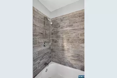 98 Goodwin Avenue, Newark, NJ 07112 - Photo 35