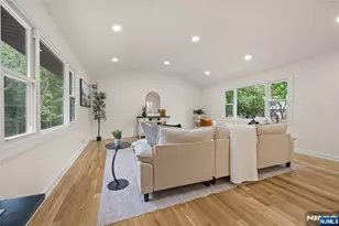 100 Pier Ln, Fairfield, NJ 07004 - Photo 5