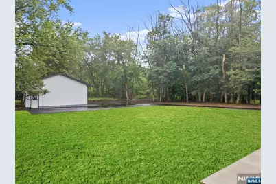100 Pier Lane, Fairfield, NJ 07004 - Photo 21