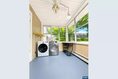 949 Garrison Avenue, Teaneck Township, NJ 07666 - Photo 17