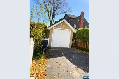 949 Garrison Avenue, Teaneck Township, NJ 07666 - Photo 21