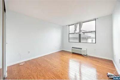 200 Division Street 3K #3K, Cliffside Park, NJ 07010 - Photo 27