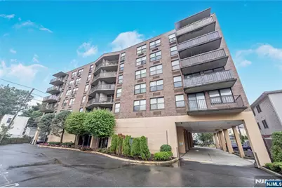 200 Division Street 3K #3K, Cliffside Park, NJ 07010 - Photo 3