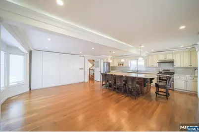 72 Brinkerhoff Terrace, Palisades Park, NJ 07650 - Photo 9
