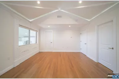 72 Brinkerhoff Terrace, Palisades Park, NJ 07650 - Photo 15