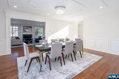 223 Hillcrest Drive, Paramus, NJ 07652 - Photo 5