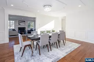 223 Hillcrest Dr, Paramus, NJ 07652 - Photo 5