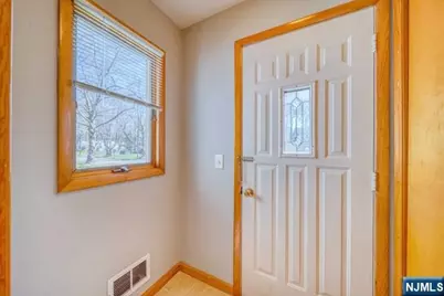 23 Smith Court, Closter, NJ 07624 - Photo 5