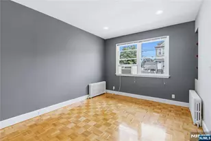33 Franklin Ave, Clifton, NJ 07011 - Photo 7