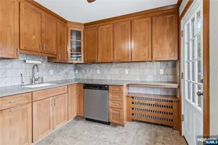 33 Franklin Ave, Clifton, NJ 07011 - Photo 13