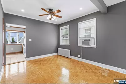 33 Franklin Avenue, Clifton, NJ 07011 - Photo 9
