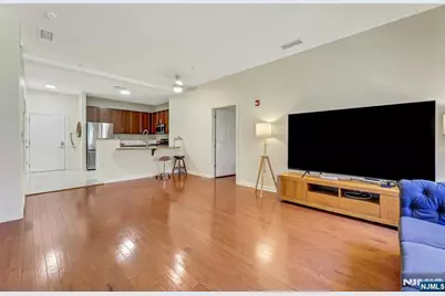 1109 Riverview Avenue 109 #109, Englewood, NJ 07631 - Photo 9