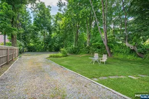 157 Walnut Street 2, Montclair, NJ 07042 - Photo 11