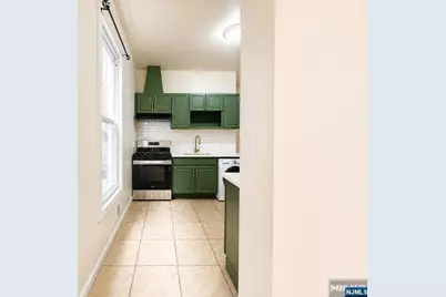 92 Bloomfield Avenue 1 #1, Paterson, NJ 07503 - Photo 11