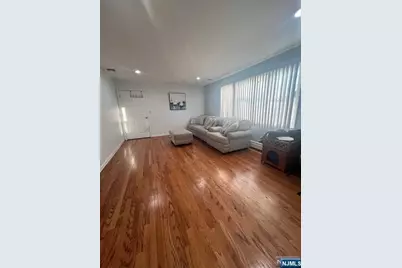 29 Richmond Street 1 #1, Lodi, NJ 07644 - Photo 3